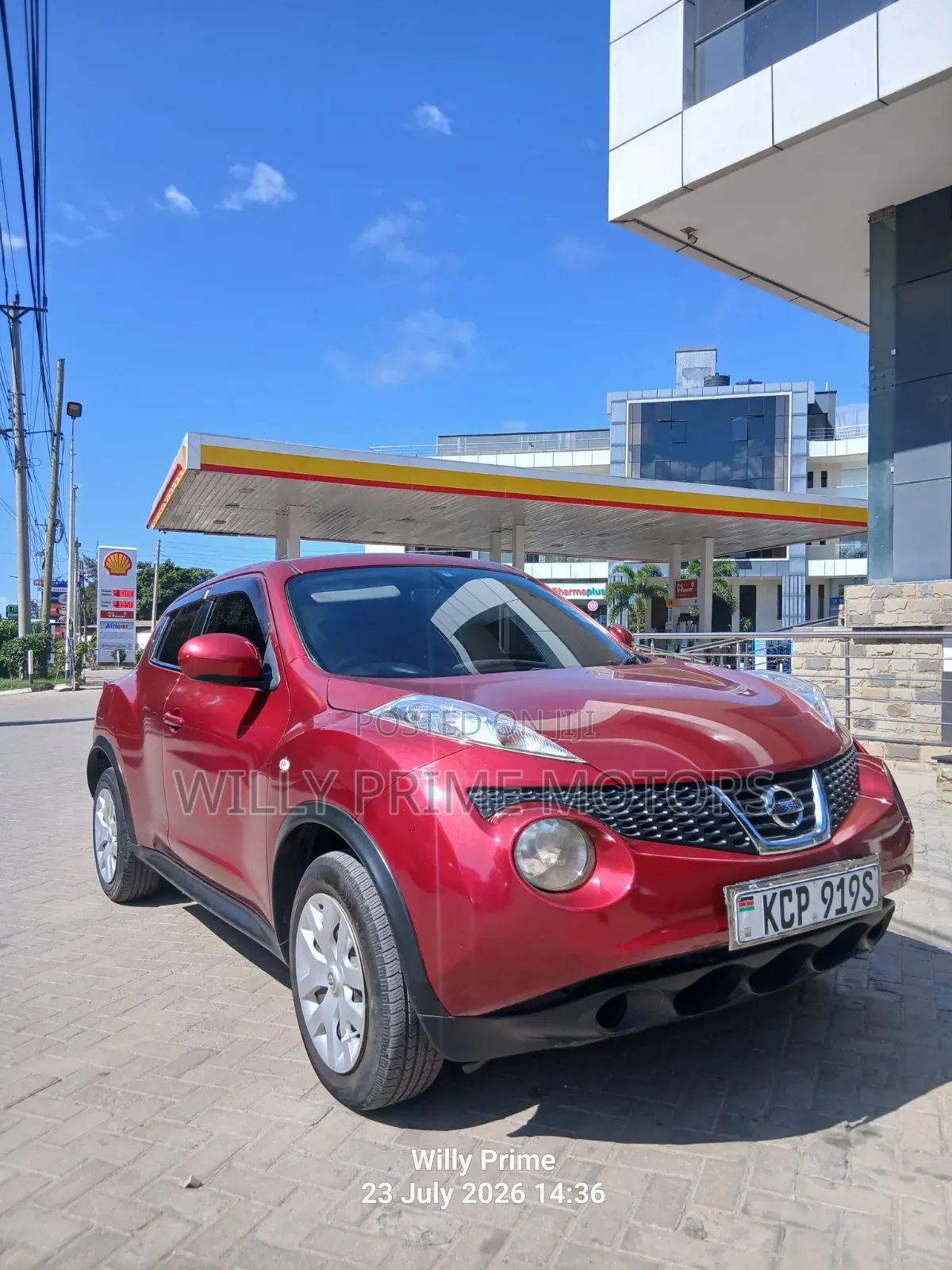 Nissan Juke 2011 Red