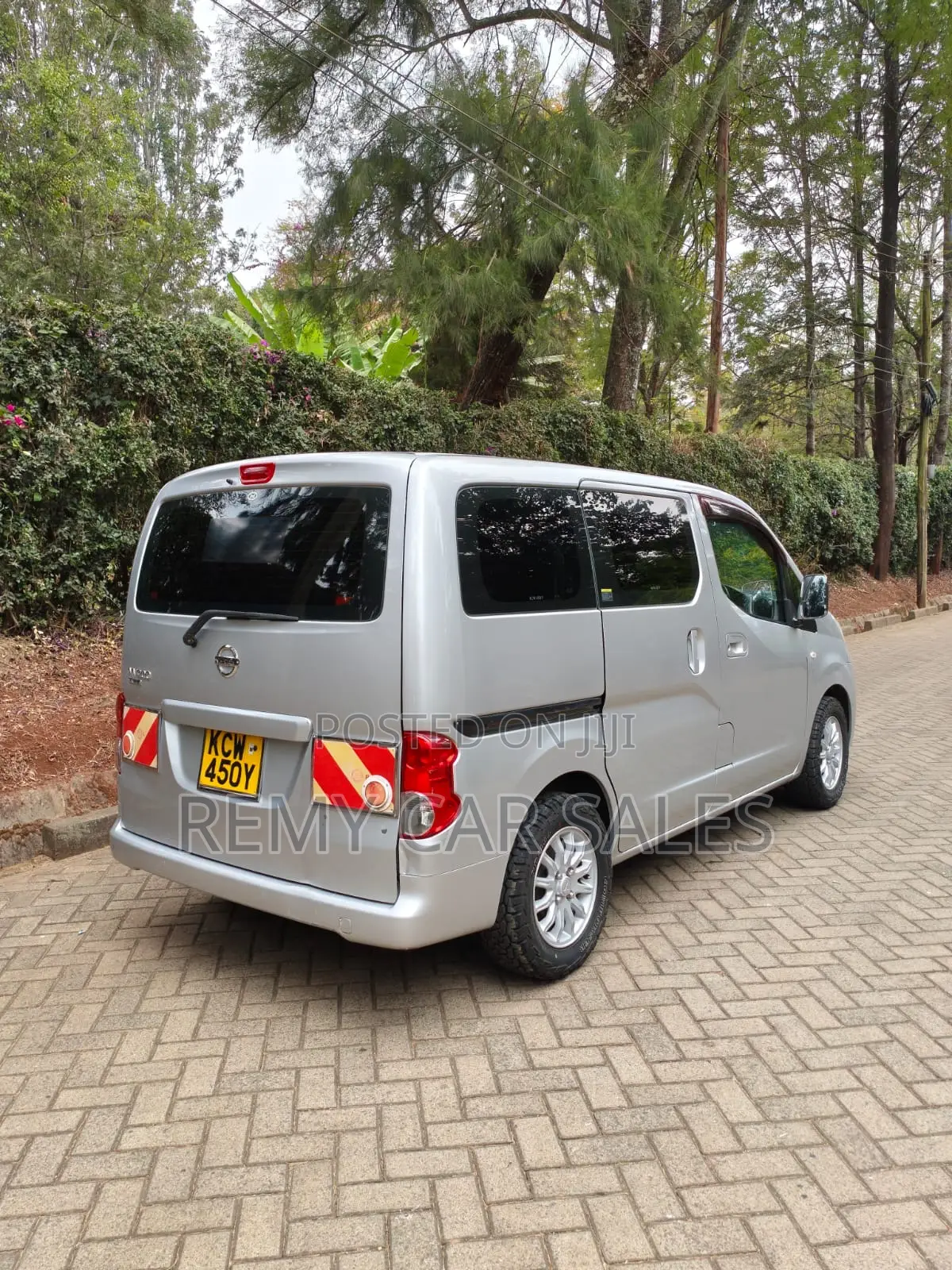 Nissan NV200 2012 Silver