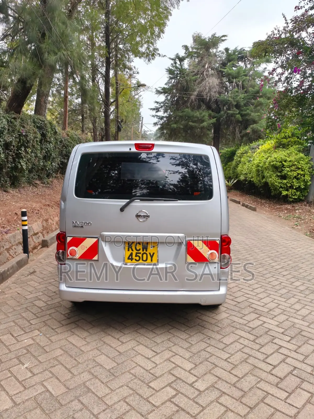 Nissan NV200 2012 Silver