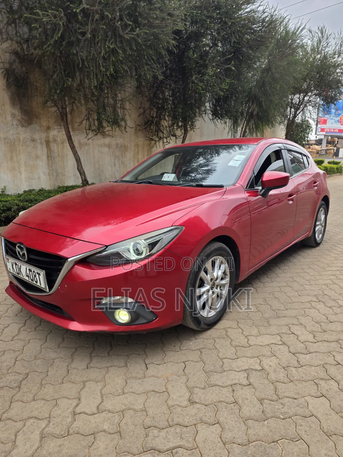 Mazda Axela 2015 Red