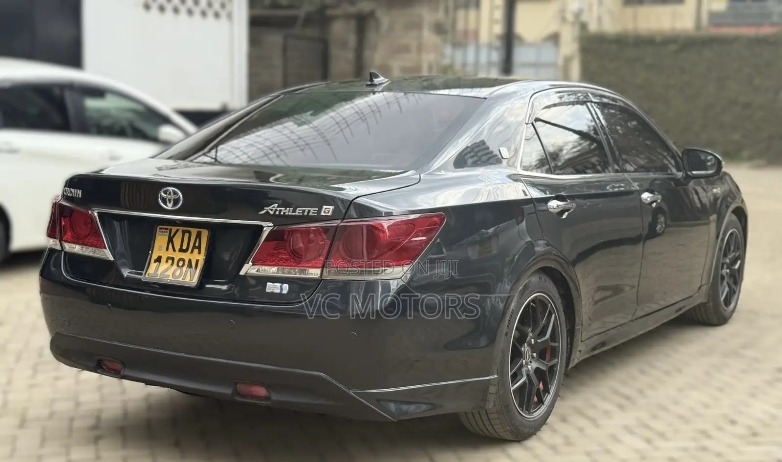 Toyota Crown 2013 Black