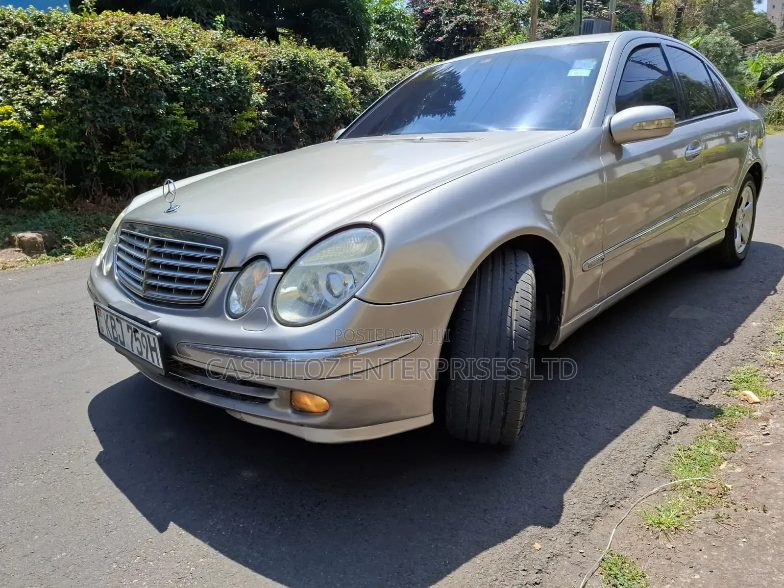 Mercedes-Benz E200 2004 Silver