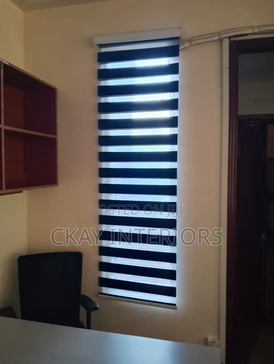 Window Solutions You Would Love, Horizontal Office Blinds