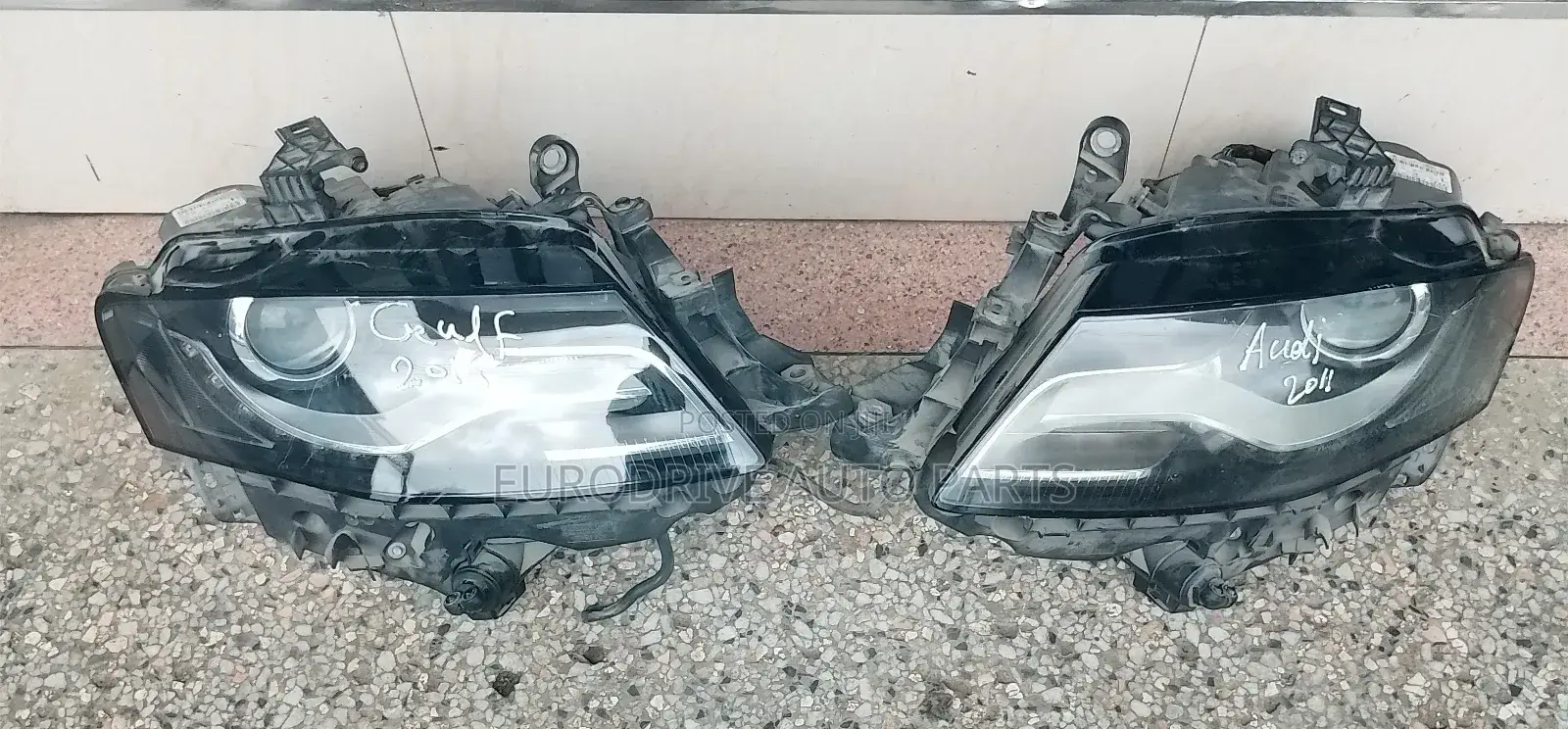Audi A4 B8 Headlight Xenon 2008 Model