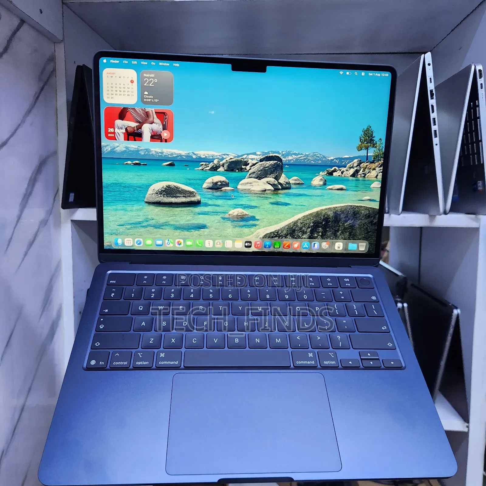 New Laptop Apple MacBook Pro 2025 M5 16GB Apple M5 SSD 512GB
