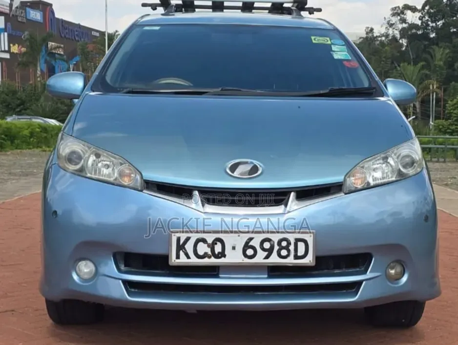Toyota Wish 2011 Blue