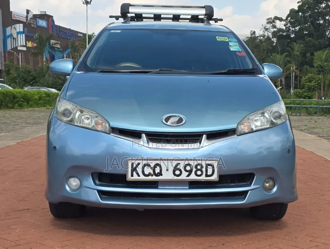 Toyota Wish 2011 Blue