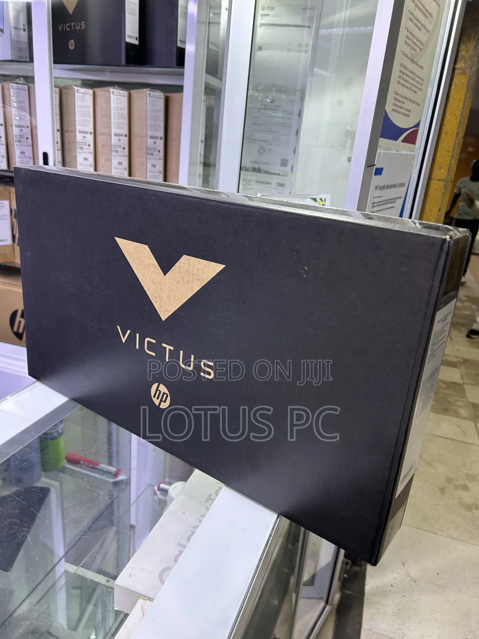 New Laptop HP Victus 15 16GB Intel Core i7 SSD 1T