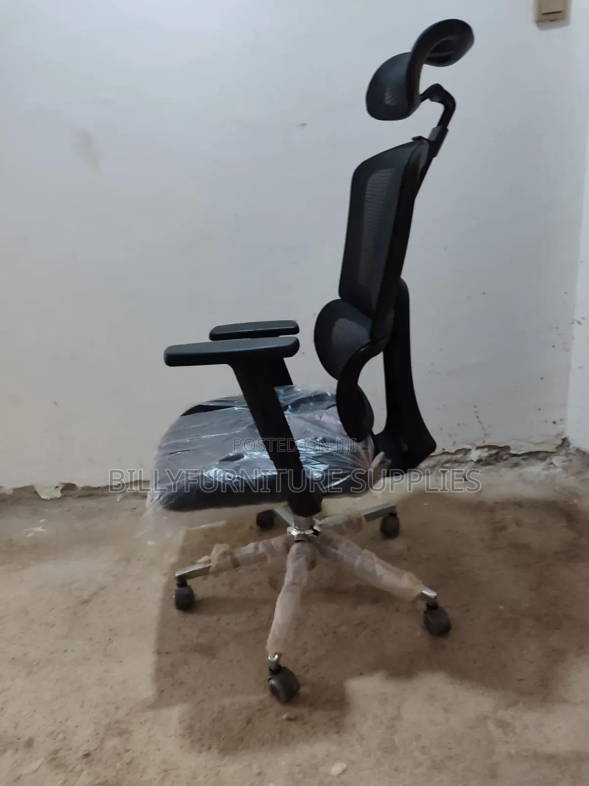 Ergonomic High Back Mesh Office Chair NRB – Premium Headrest Comfort