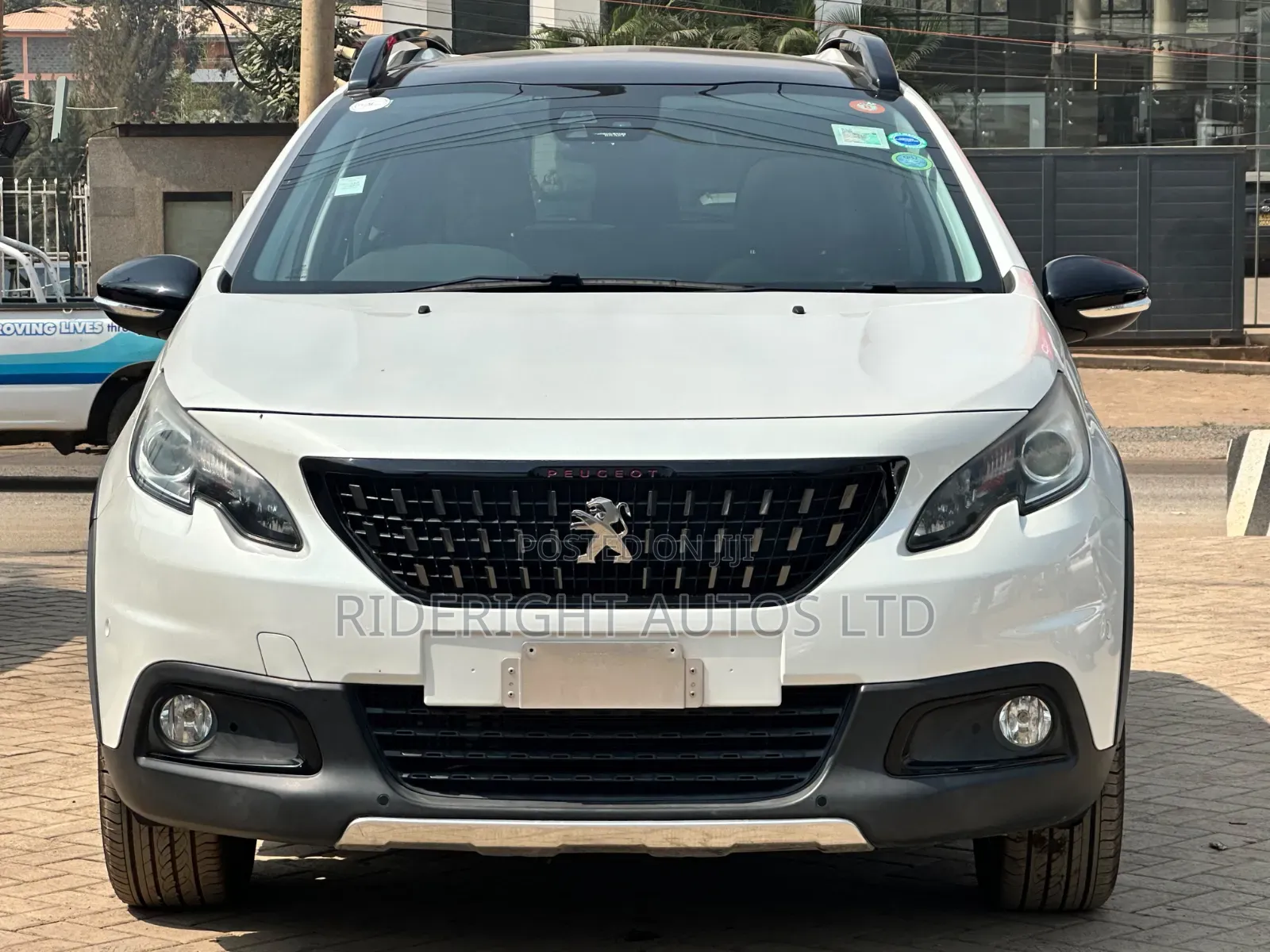 Peugeot 2008 2019 White