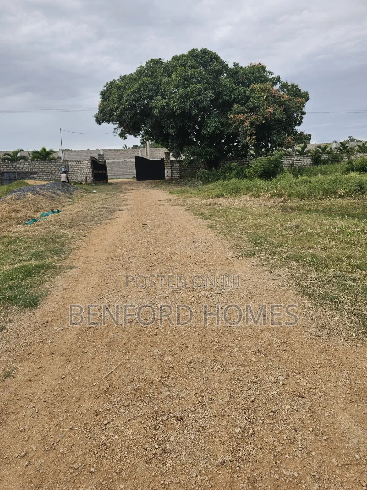 50/100 Square Feets Plots on Sale Kikambala for Premier Homes