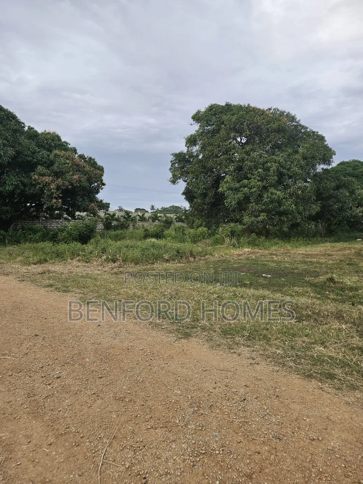 50/100 Square Feets Plots on Sale Kikambala for Premier Homes