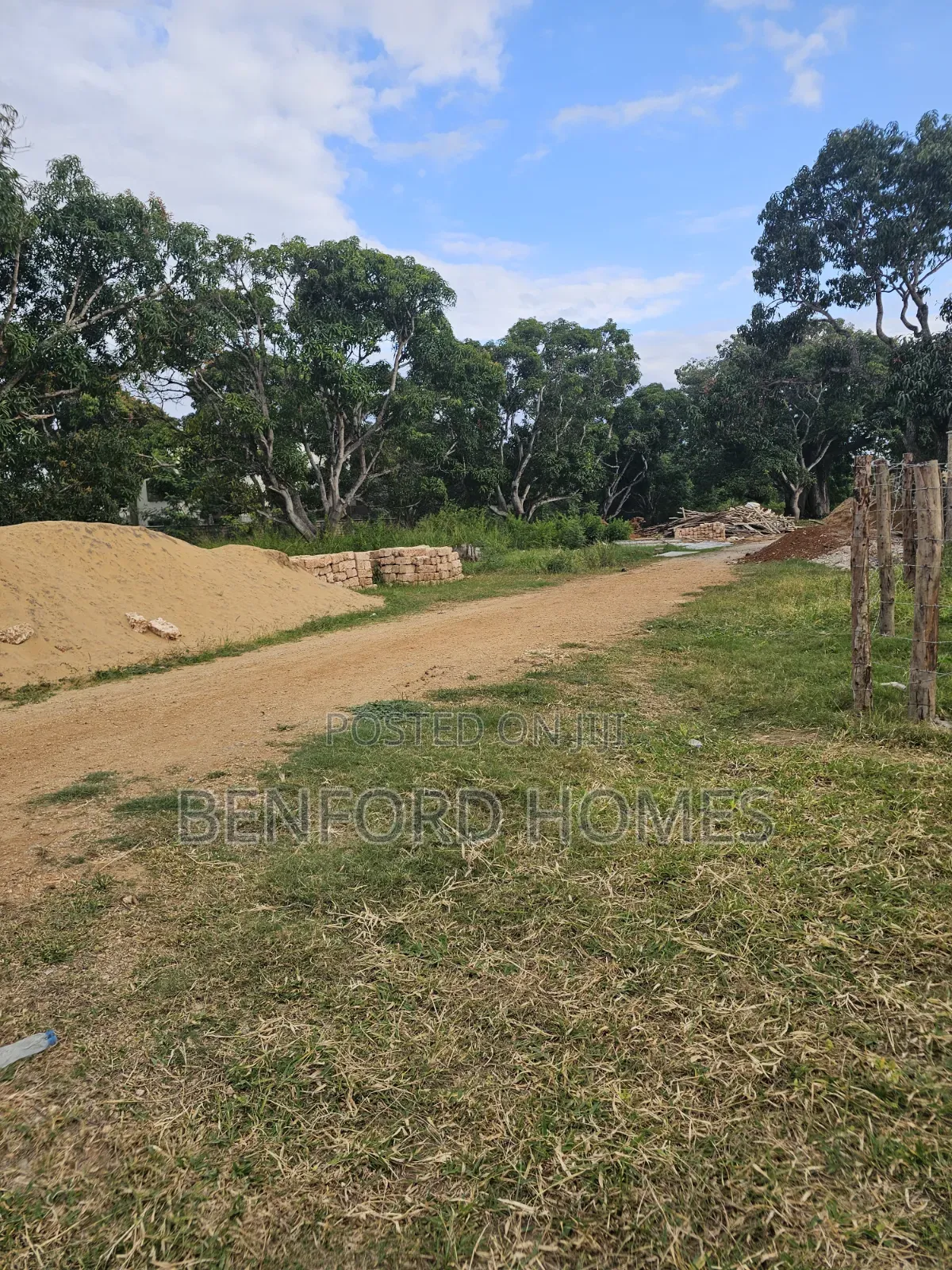 50/100 Square Feets Plots on Sale Kikambala for Premier Homes