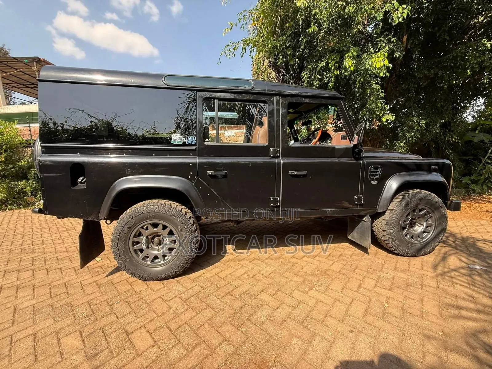Land Rover Defender 2010 Black