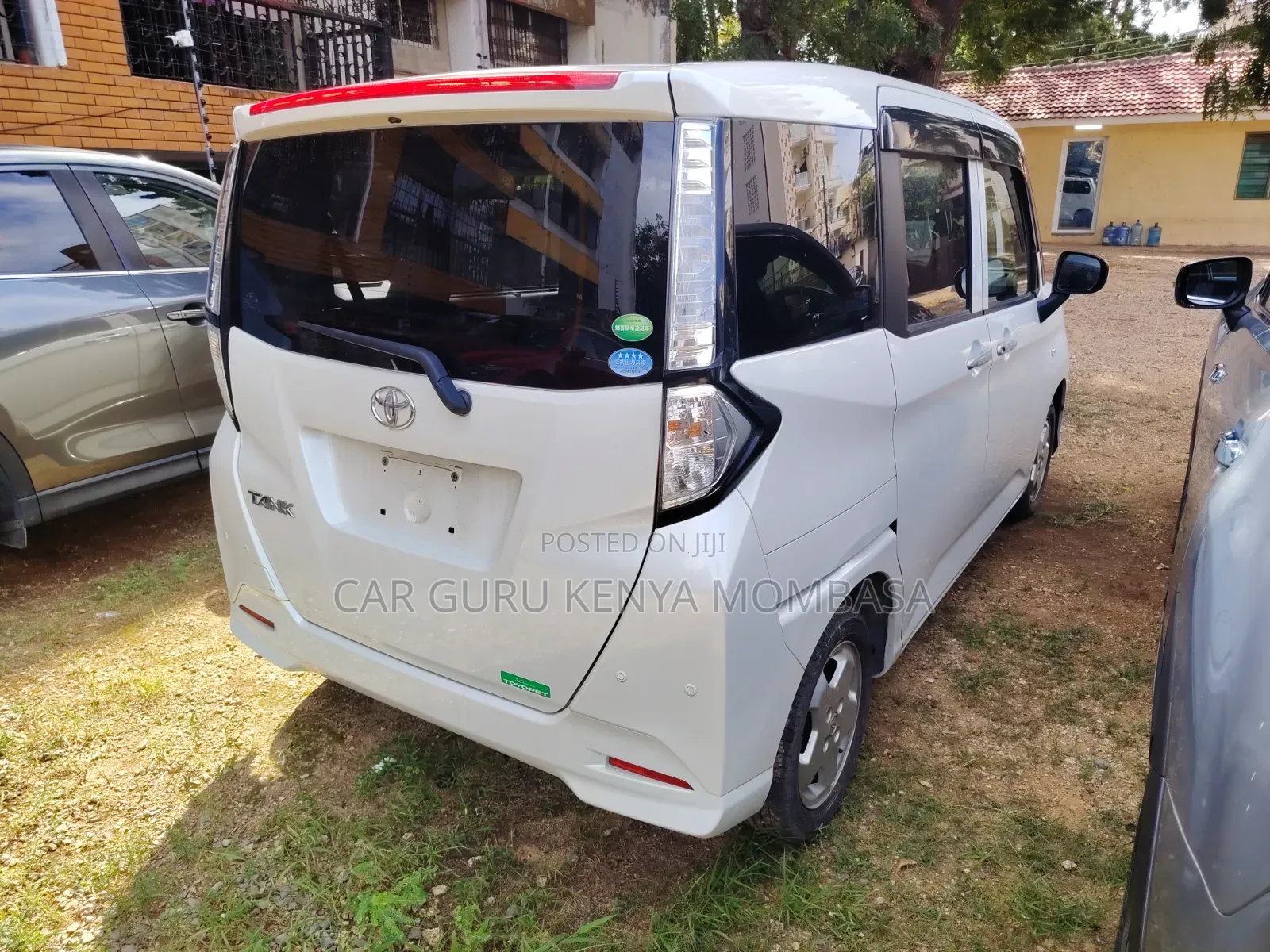 Toyota Tank 2019 White
