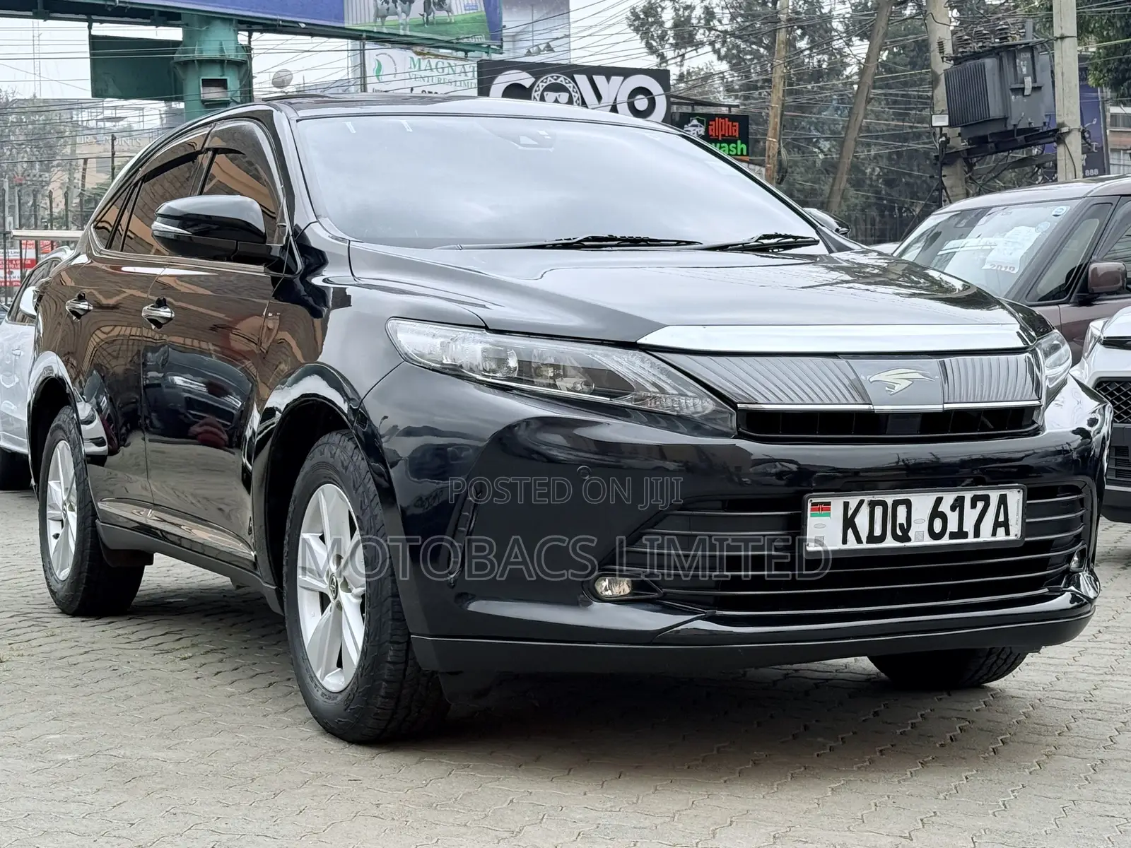 Toyota Harrier 2.0 2018 Black
