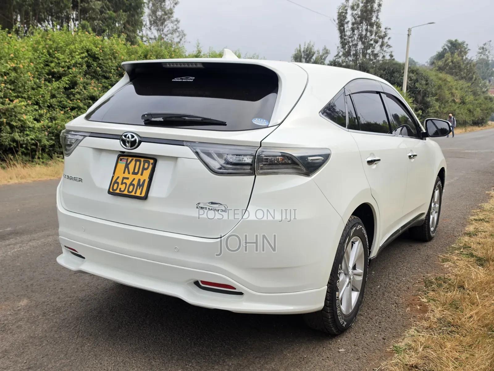 Toyota Harrier 2.0 4WD 2016 Pearl