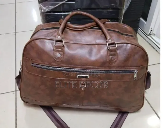 Premium Leather Travel Duffel Bag – Unisex Weekend Gym Bag