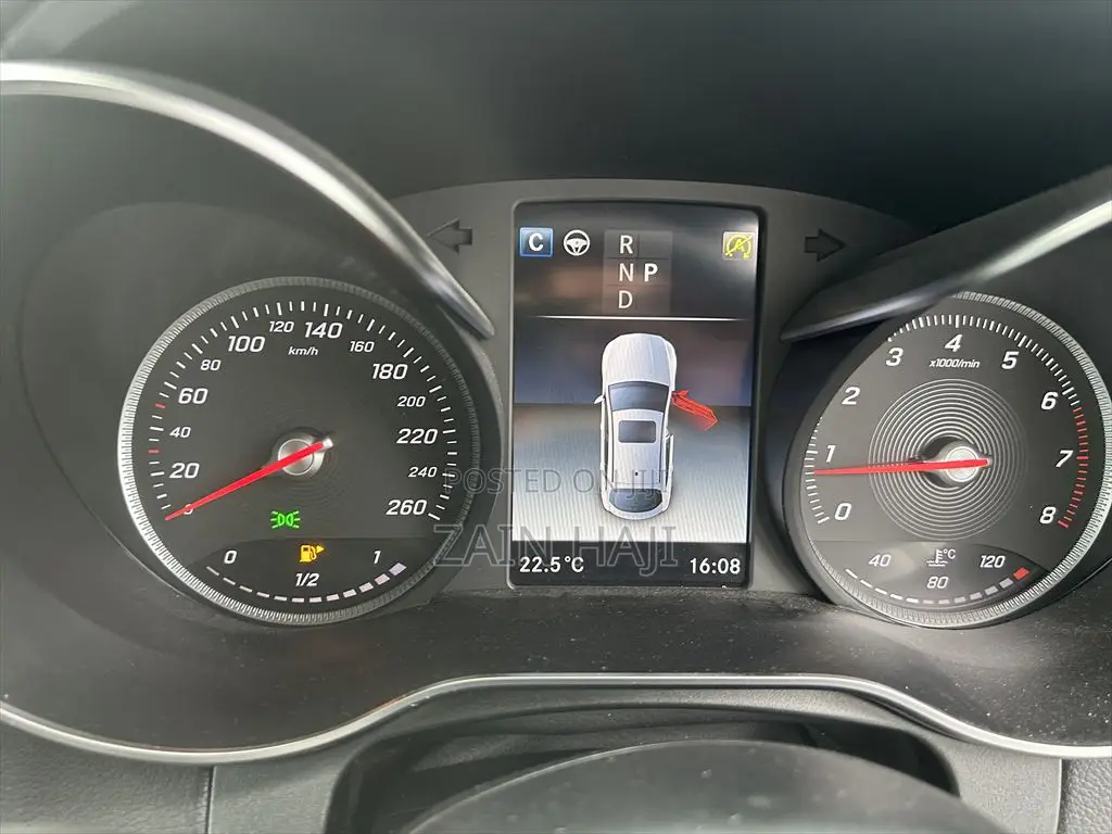 Mercedes-Benz GLC-Class 2019 White