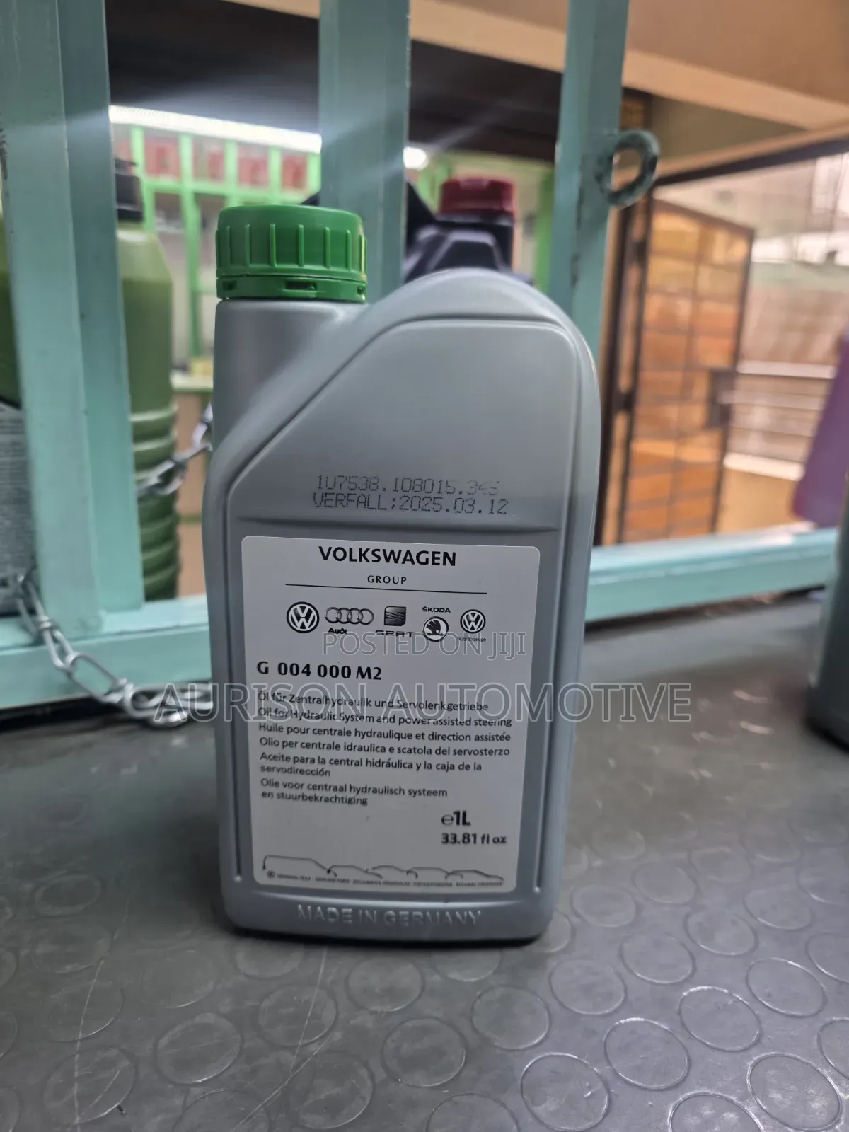 Genuine Volkswagen Oil for Hydraulic and Power Steering System