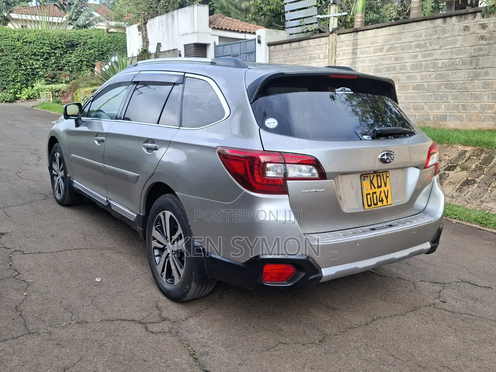 Subaru Outback 2.5i Premium AWD 2018 Gold