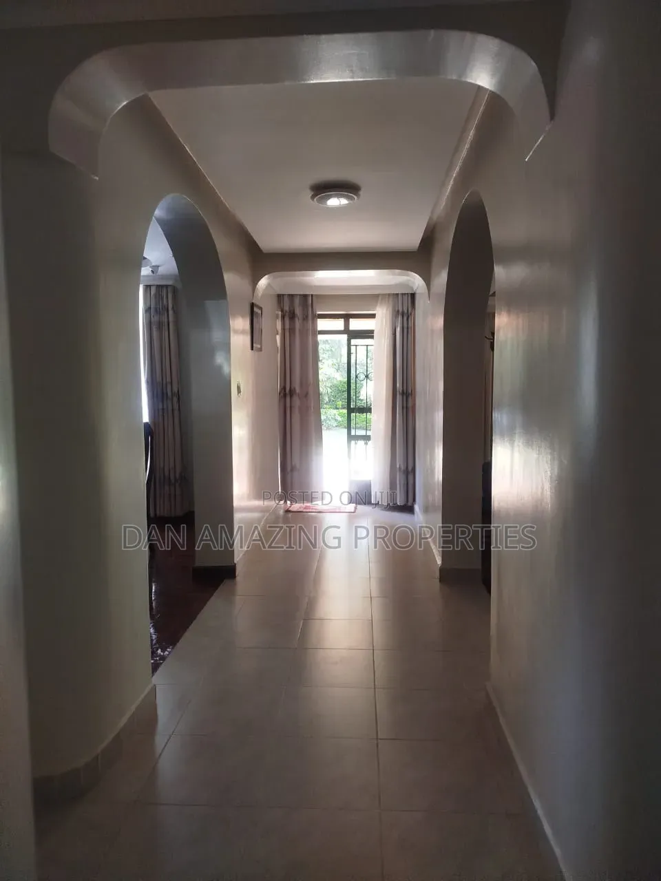 6bdrm Maisonette in Karen On 1 Acre, Hardy for sale