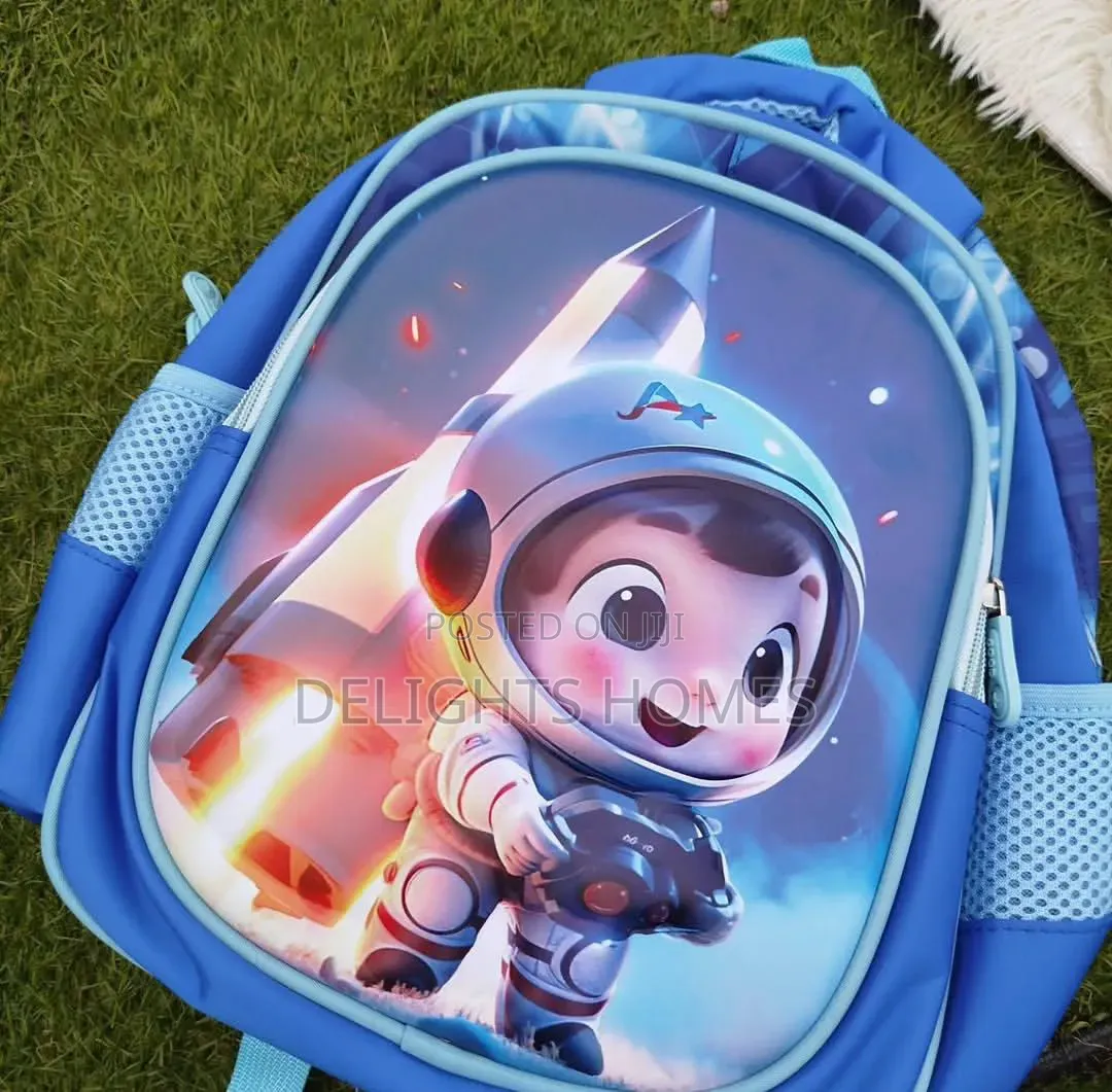 Kid's Cartoon Themed School Bags_re