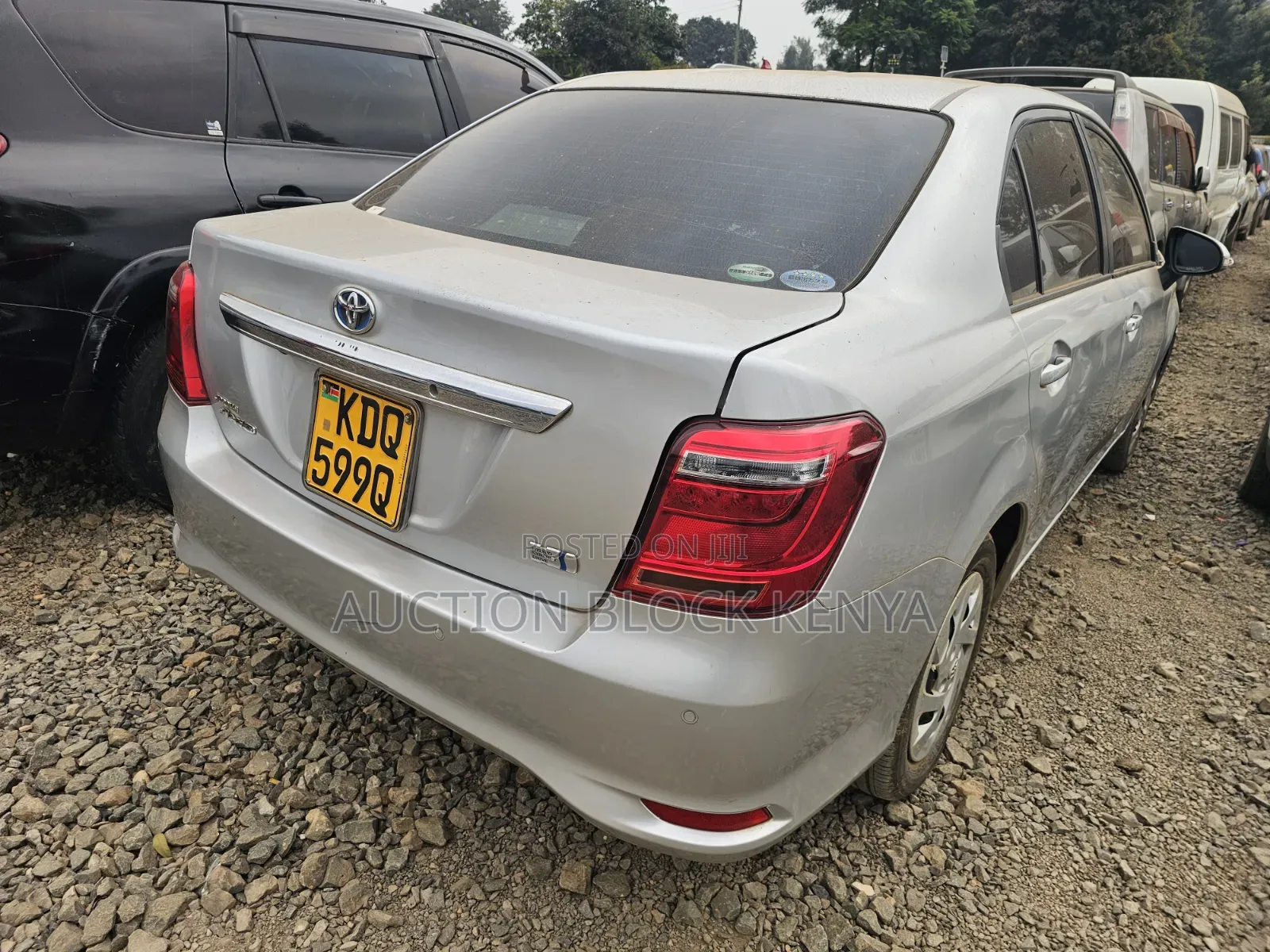 Toyota Axio 1.5 Hybrid 2WD 2018 Silver