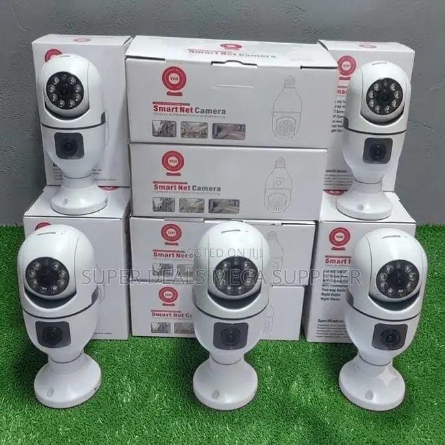 Supplier Prices Motion Alerts PTZ Rotating Dual Lens Wifi Bulb Cameras
