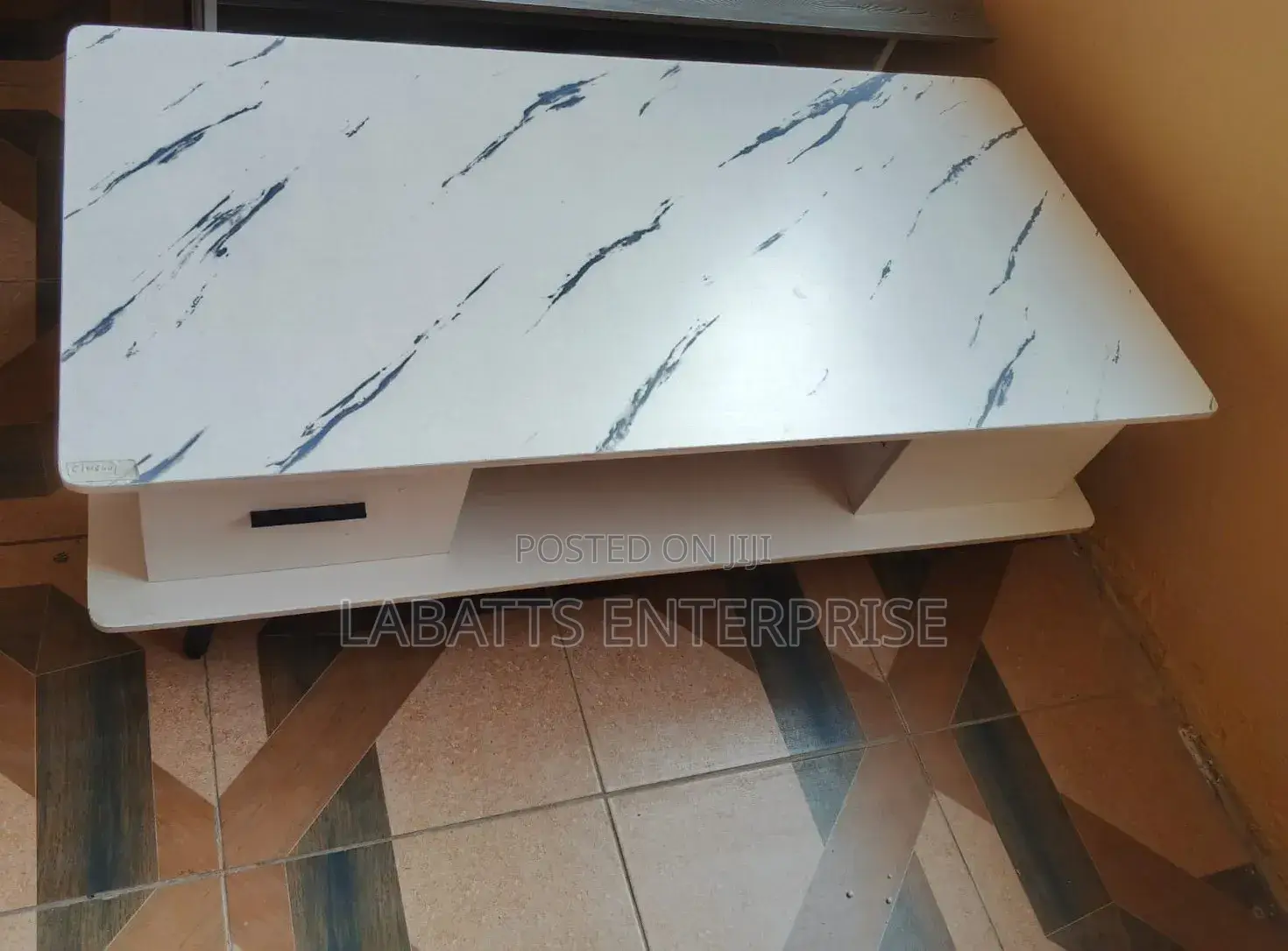 Modern Imported Executive Coffee Table With Drawers