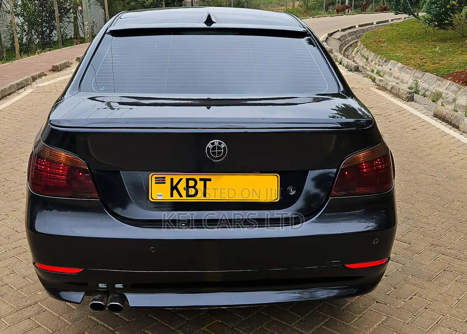 BMW 520i 2004 Black