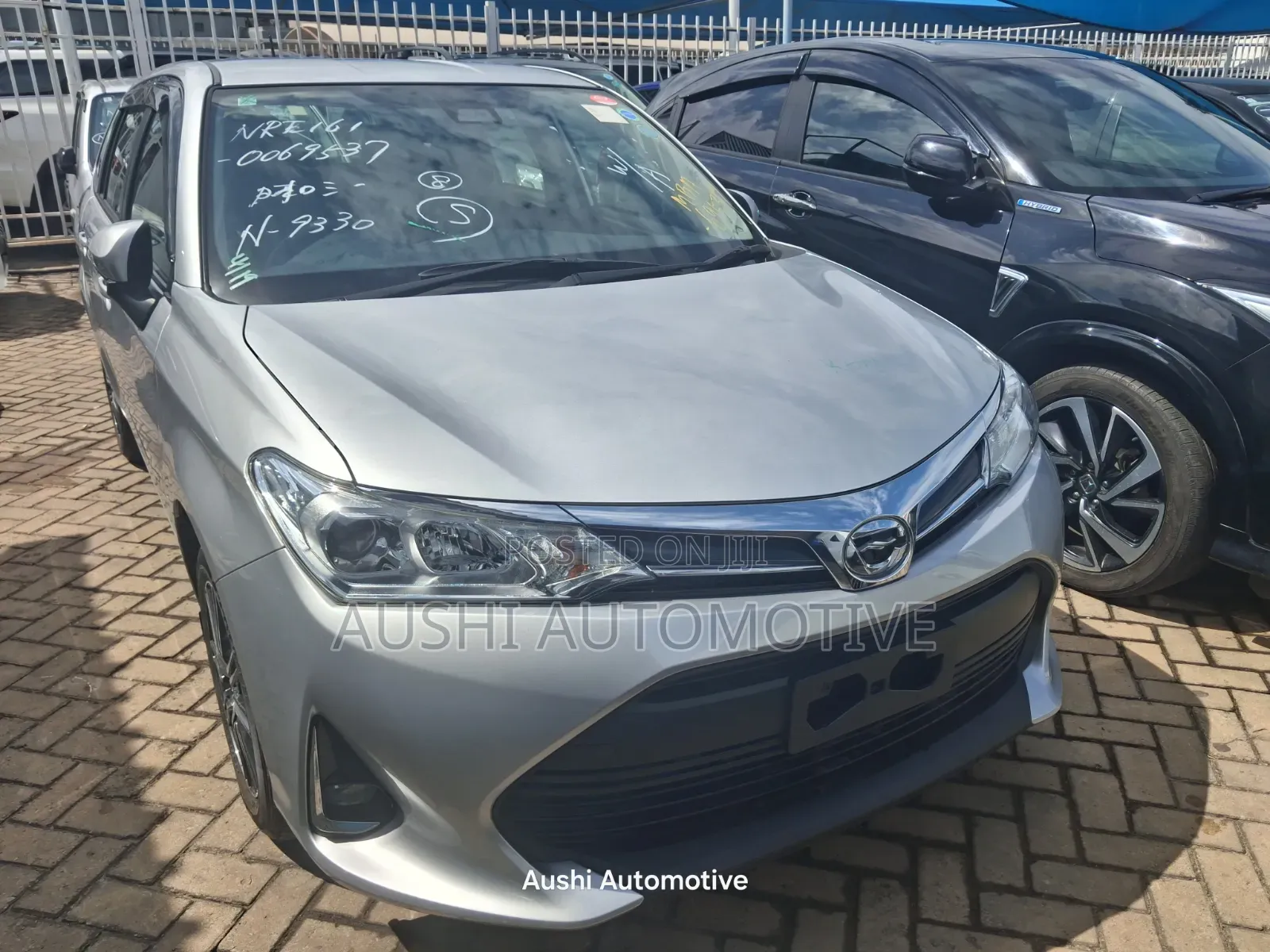 Toyota Corolla Fielder 2019 Silver
