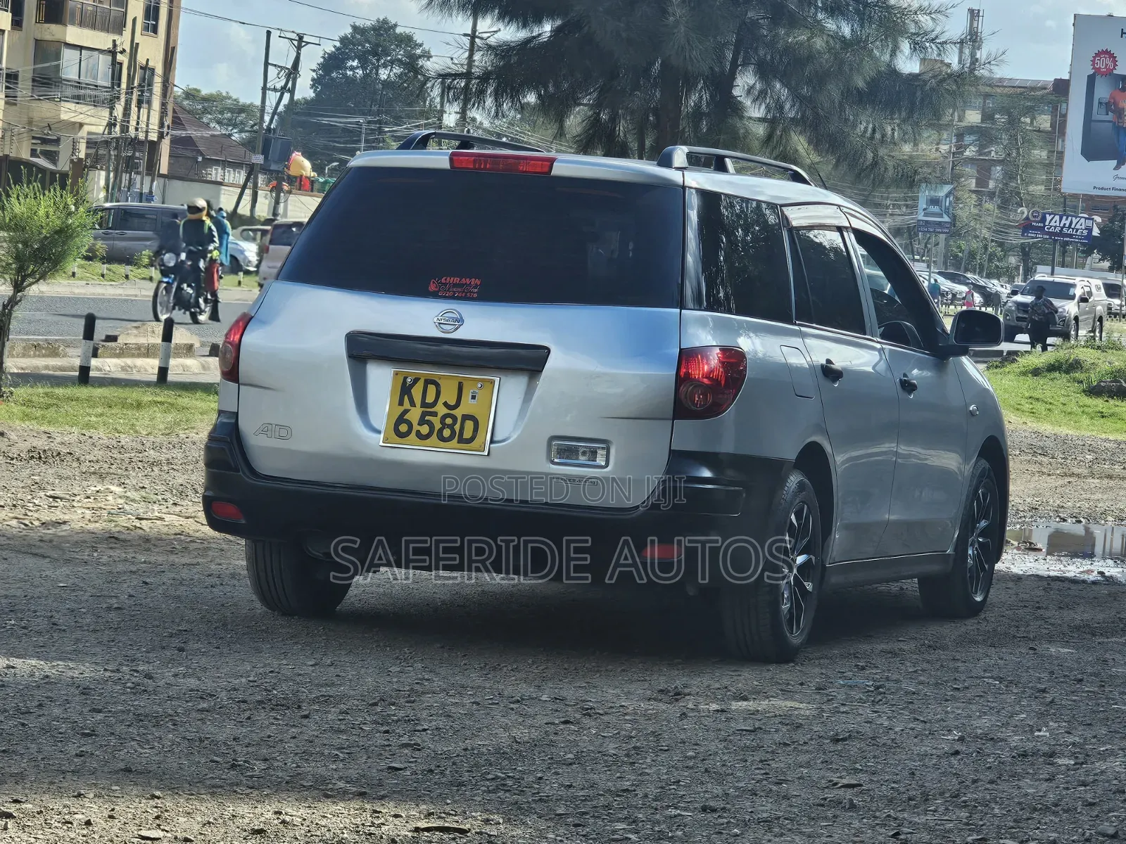 Nissan Advan 2015 Silver