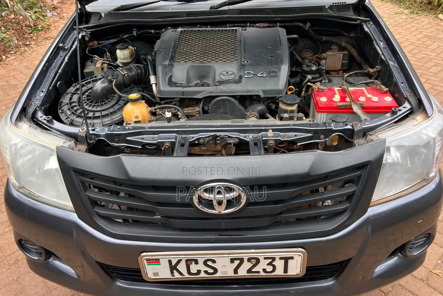 Toyota Hilux 2012 Blue
