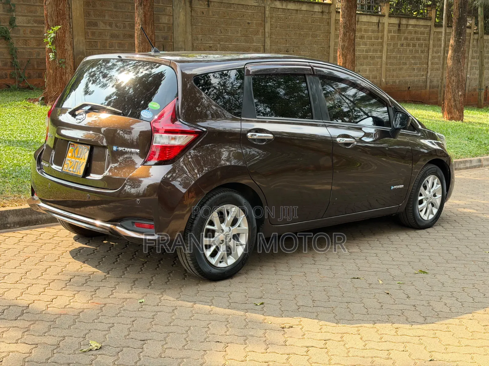 Nissan Note 2017 Burgundy