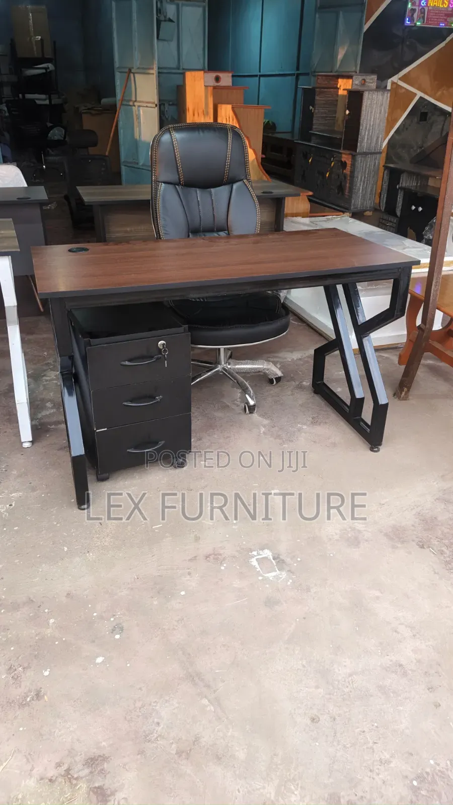 1.2m Office Table, Leather Office Chair and Drawer