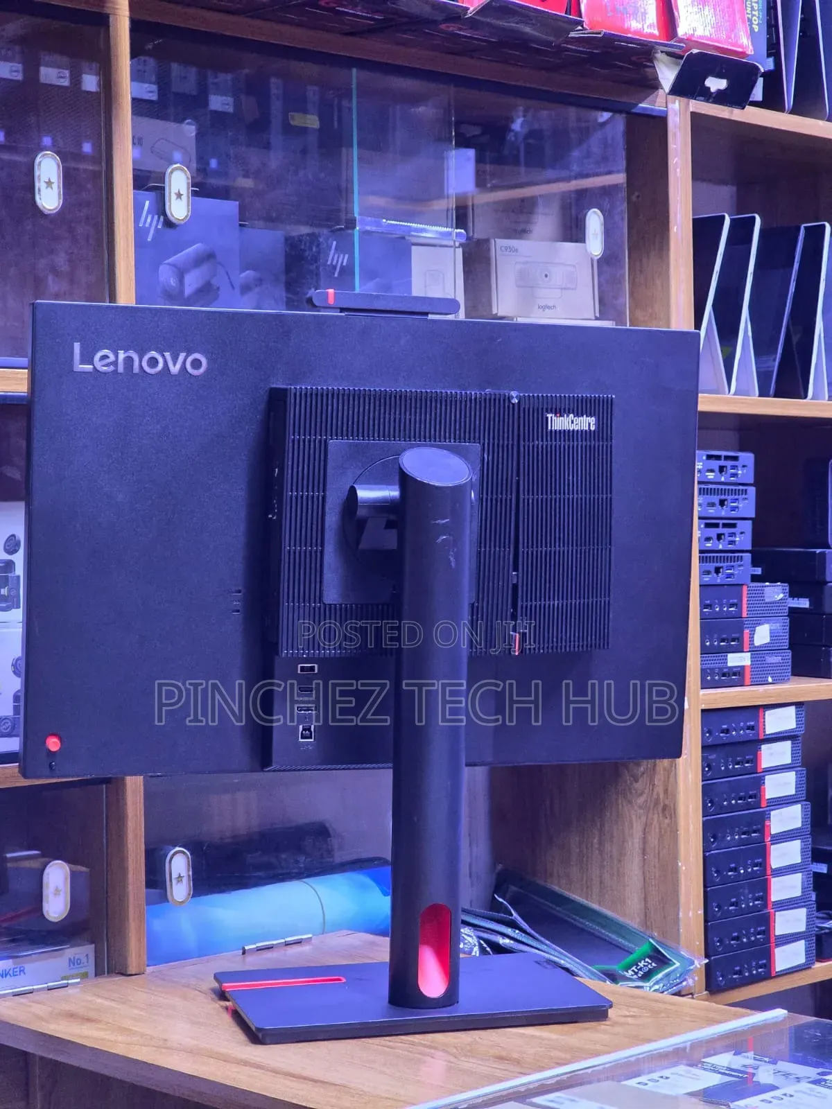 Lenovo ThinkCentre M810z AIO 16GB Intel Core i5 SSD 512GB