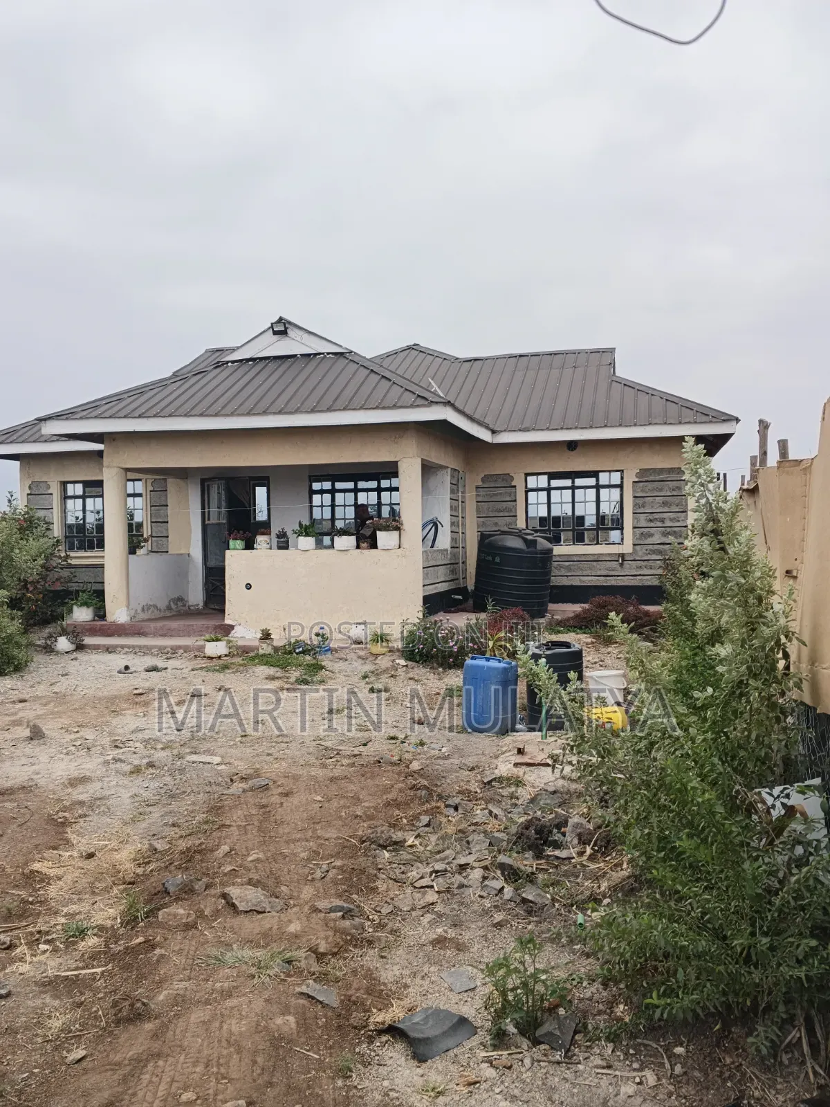 3bdrm Bungalow in Koma Hills Area for sale