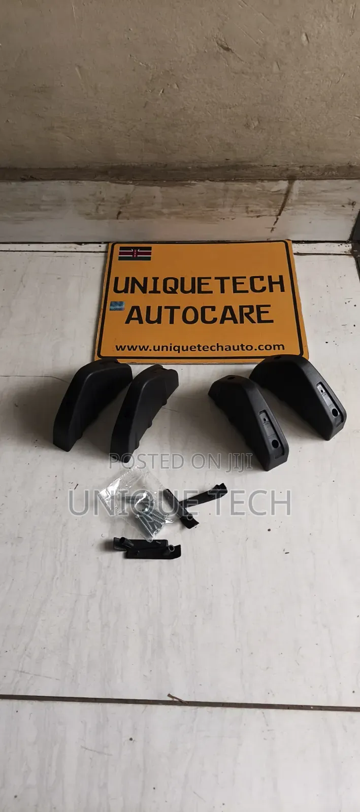 4PCS Rear Bumper Splitter Diffusers