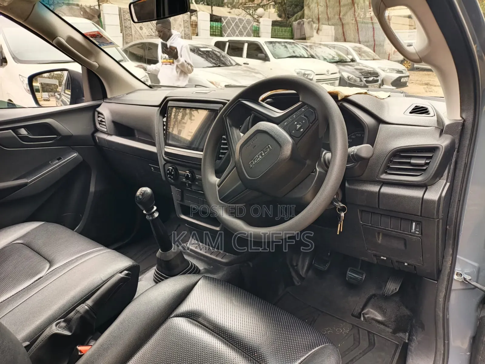 Isuzu D-MAX 2025 Gray
