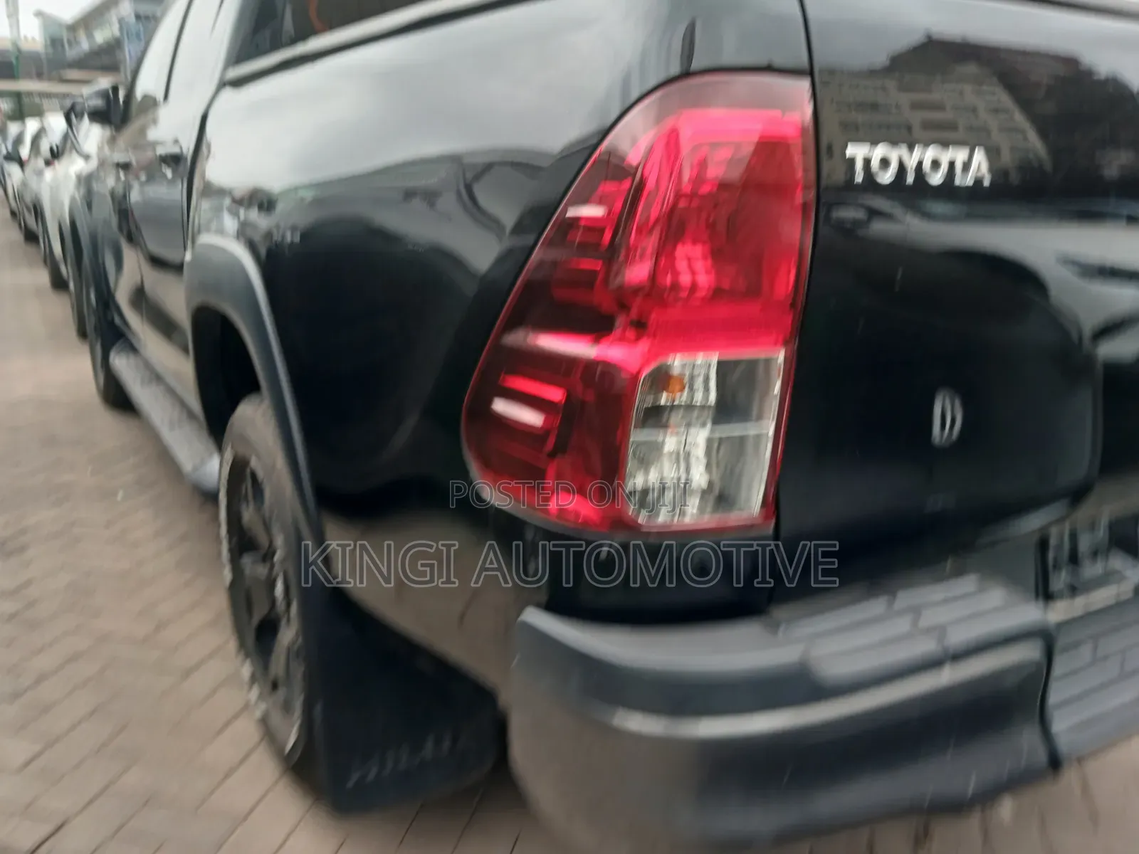 Toyota Hilux 2020 Black
