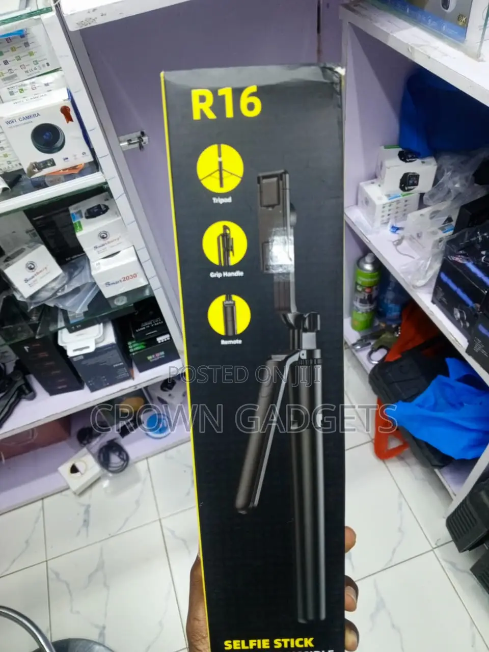 R16 Extendable Selfie Stick With Tripod Stand for Phones