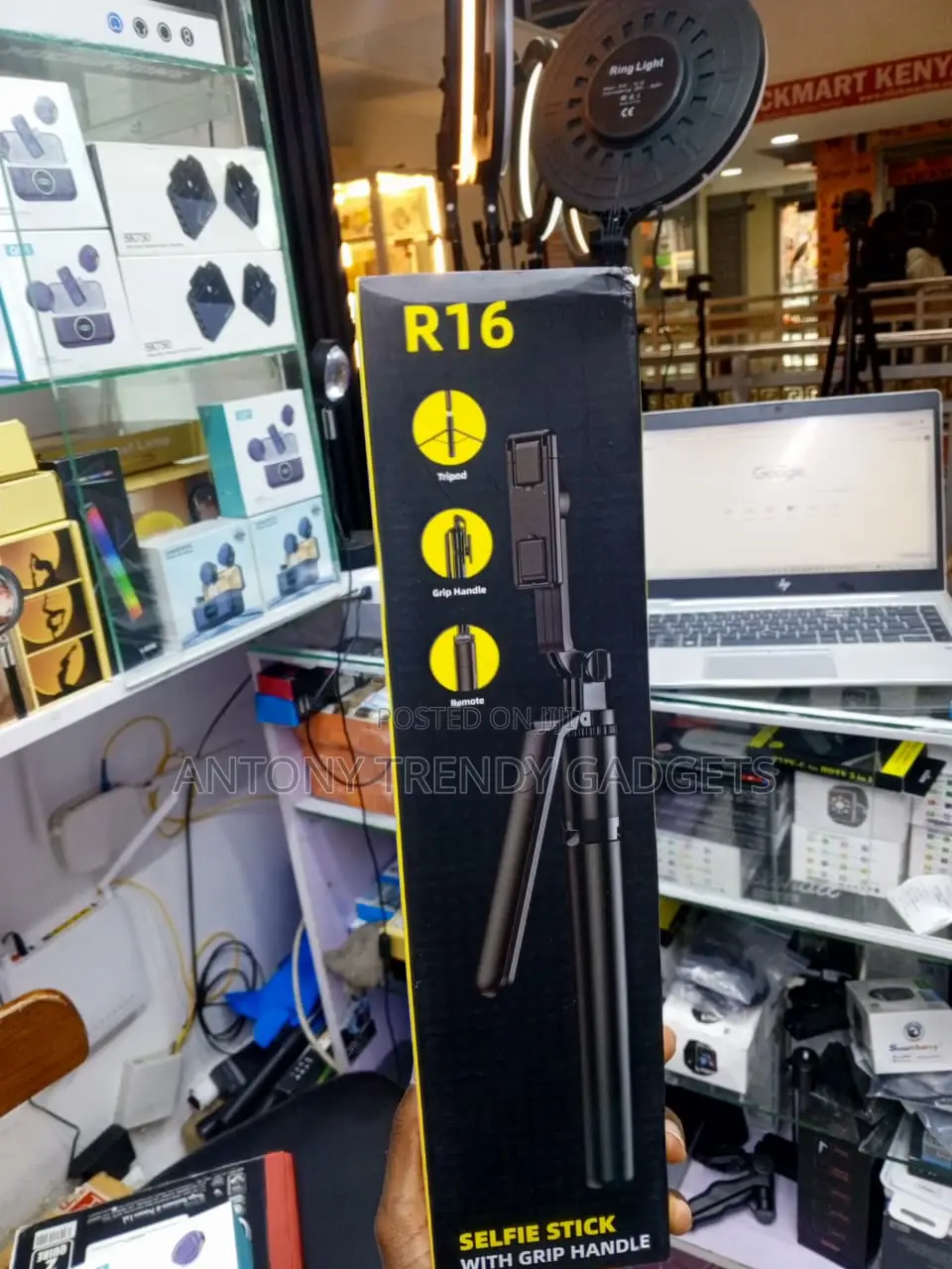R16 Foldable Selfie Stick Tripod for Vlogging Travel
