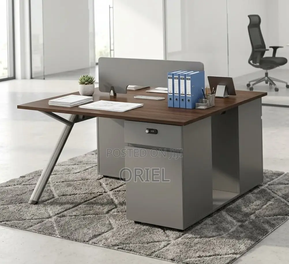 Office Workstation : 2-Seater Executive Working Workstation