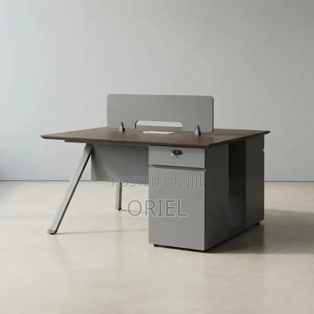 Office Workstation : 2-Seater Executive Working Workstation
