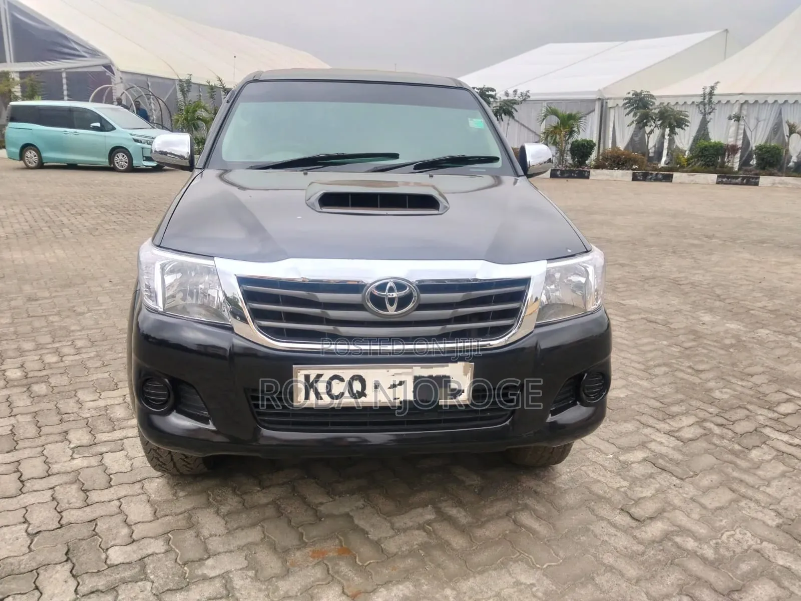 Toyota Hilux 2011 Black