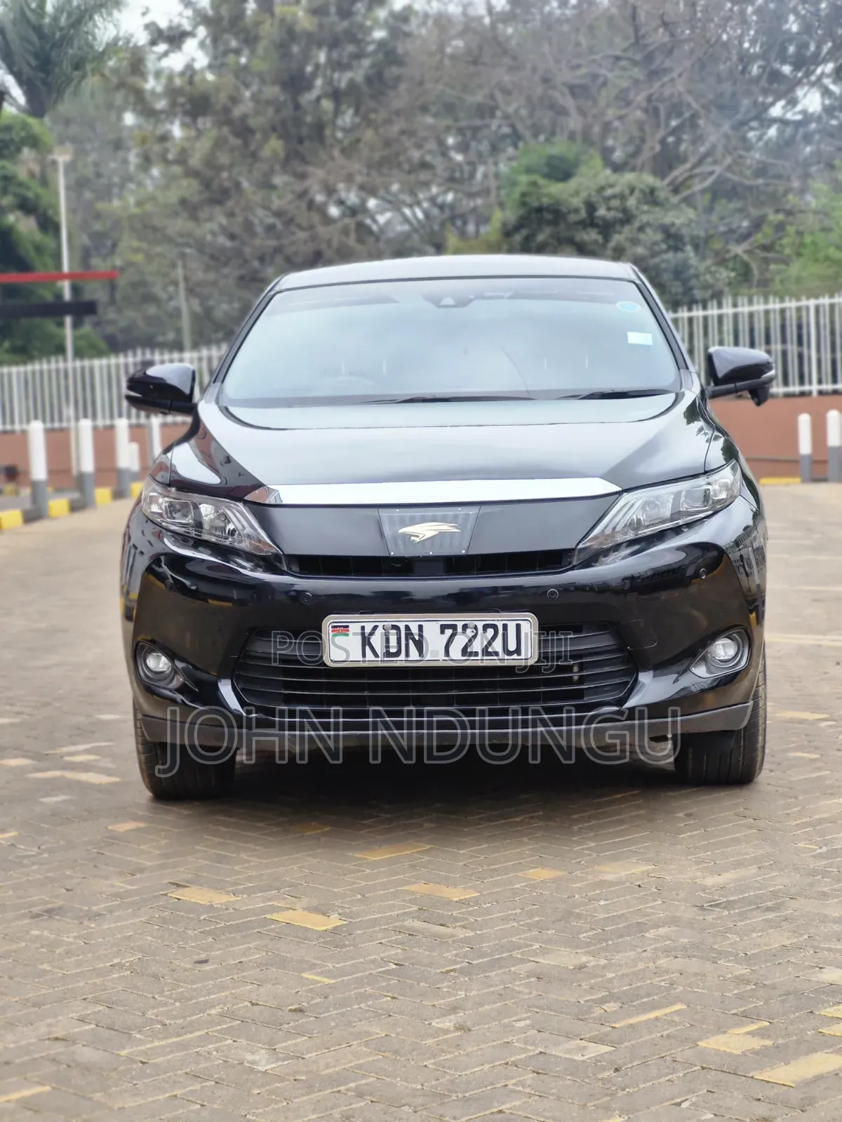 Toyota Harrier 2016 Black