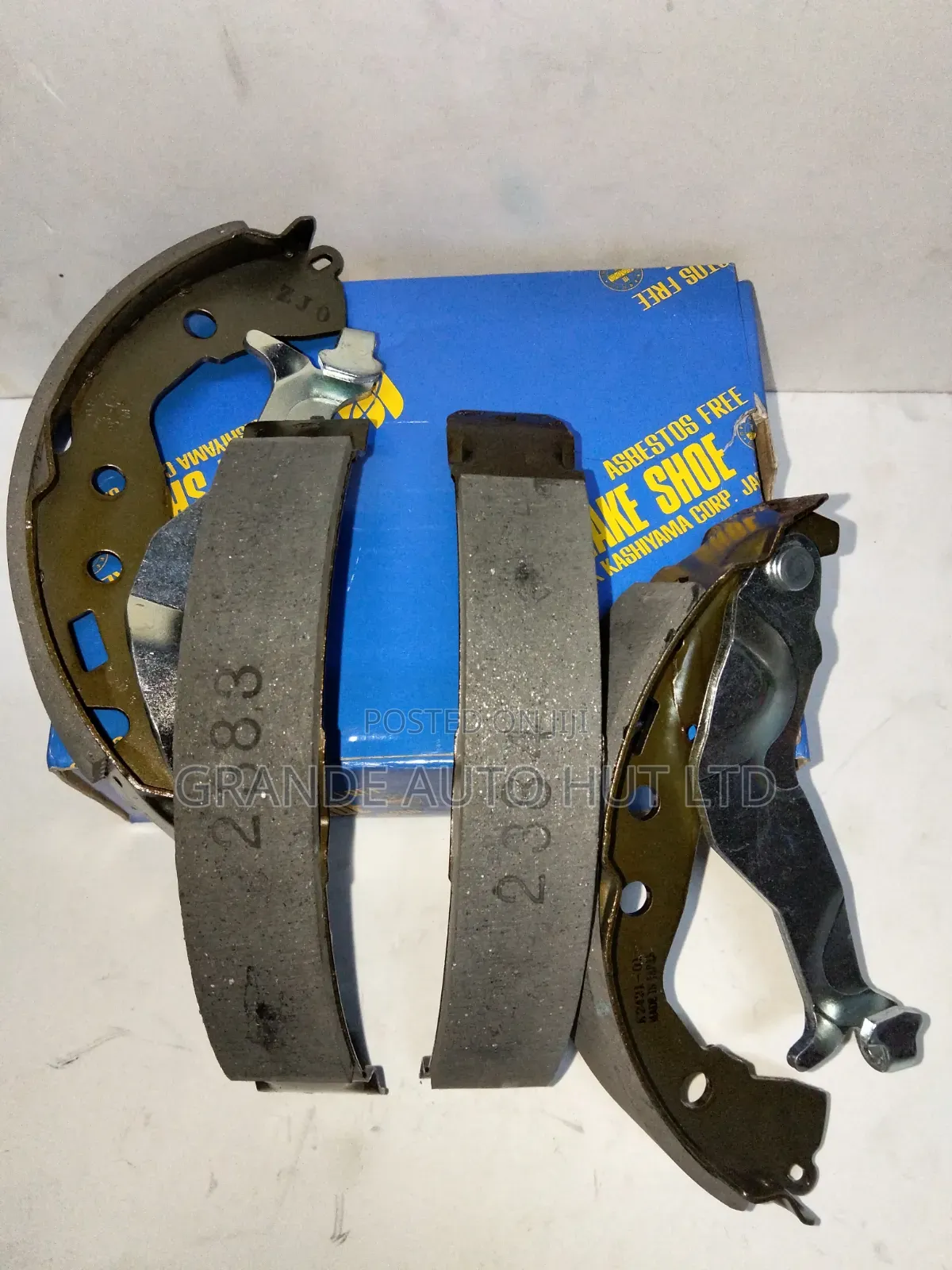 Brake Lining Rear Toyota Axio 2014