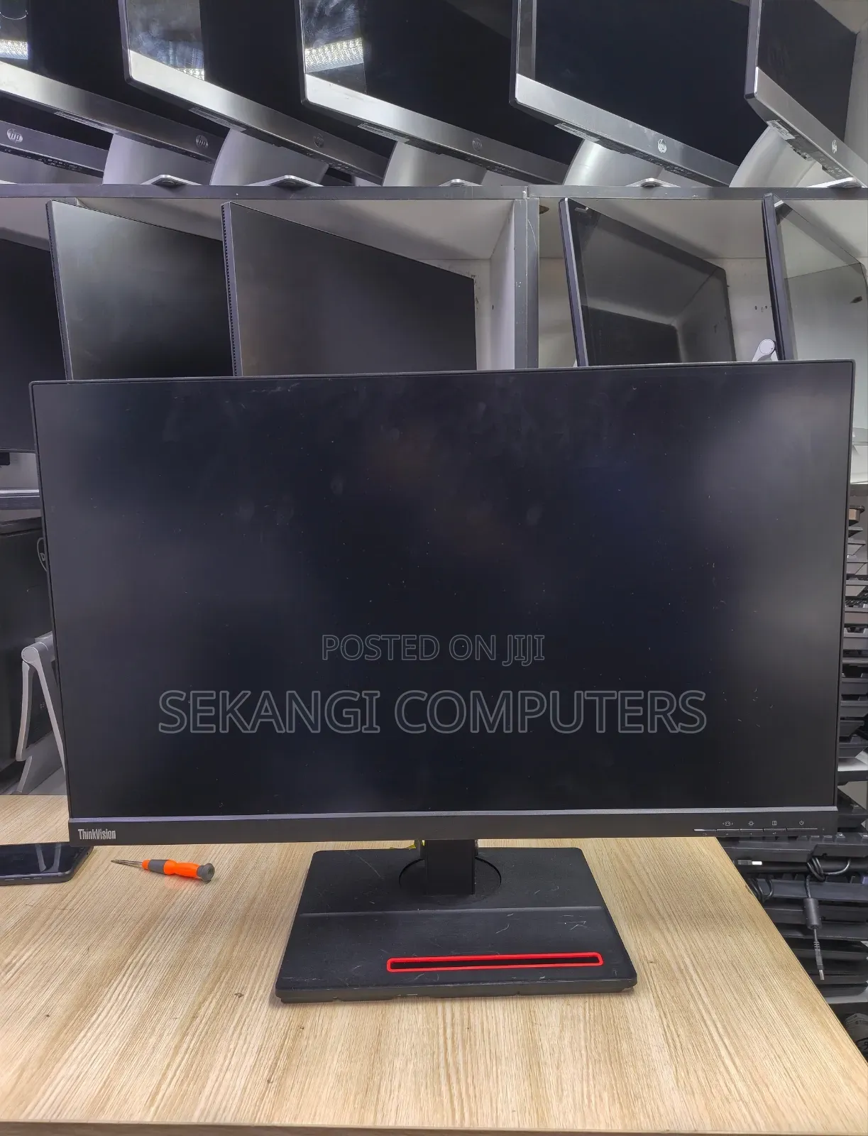 ThinkVision P27h-10 Monitor