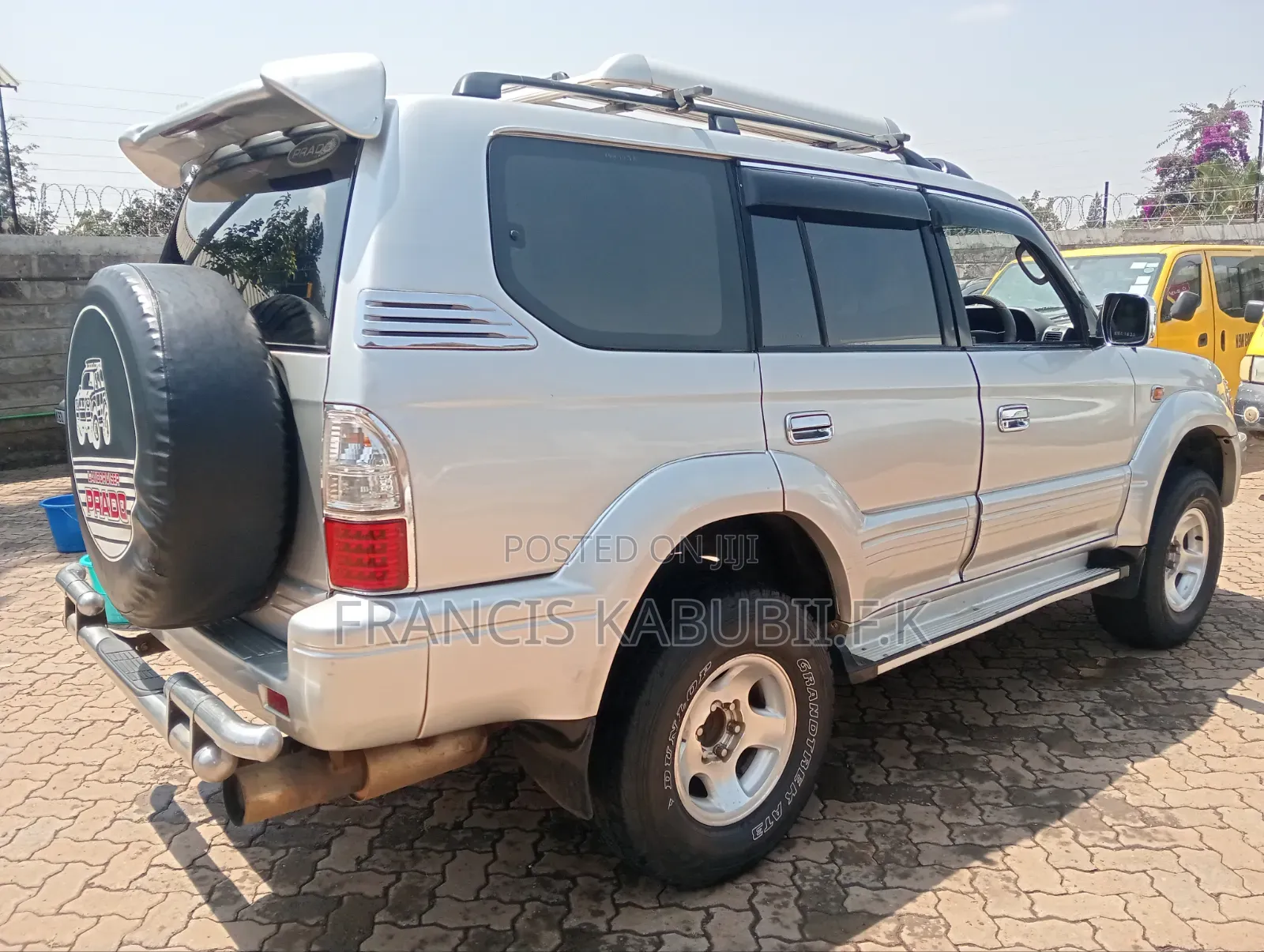 Toyota Land Cruiser Prado 2000 Silver